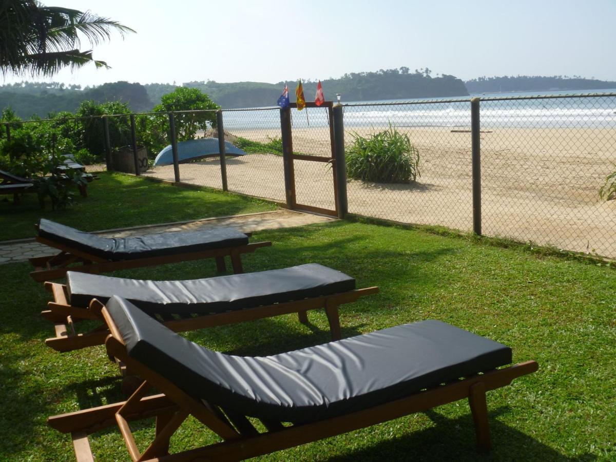 Aussie Swiss Weligama Hotel Ngoại thất bức ảnh