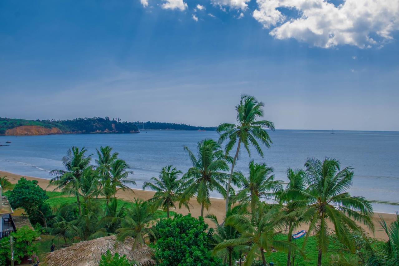 Aussie Swiss Weligama Hotel Ngoại thất bức ảnh